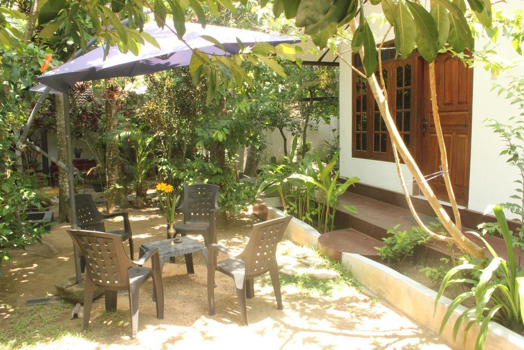 Dionis Villa Unawatuna Exterior foto